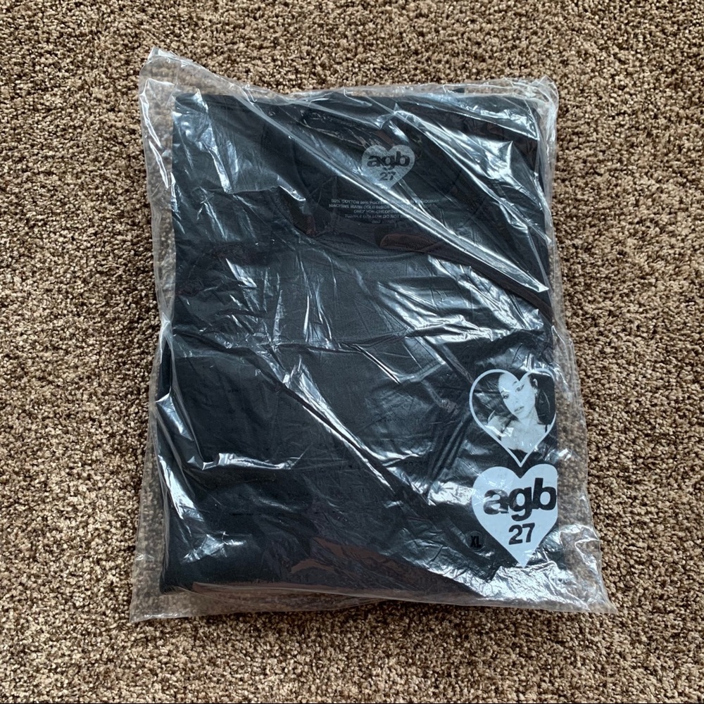 NEW Ariana Grande AG27 Crewneck - Picture 5 of 13